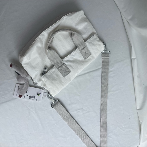 Kipling white handbag/ crossbody bag 2 in 1  new with tag - Picture 12 of 13